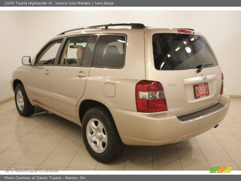 Sonora Gold Metallic / Ivory Beige 2006 Toyota Highlander I4