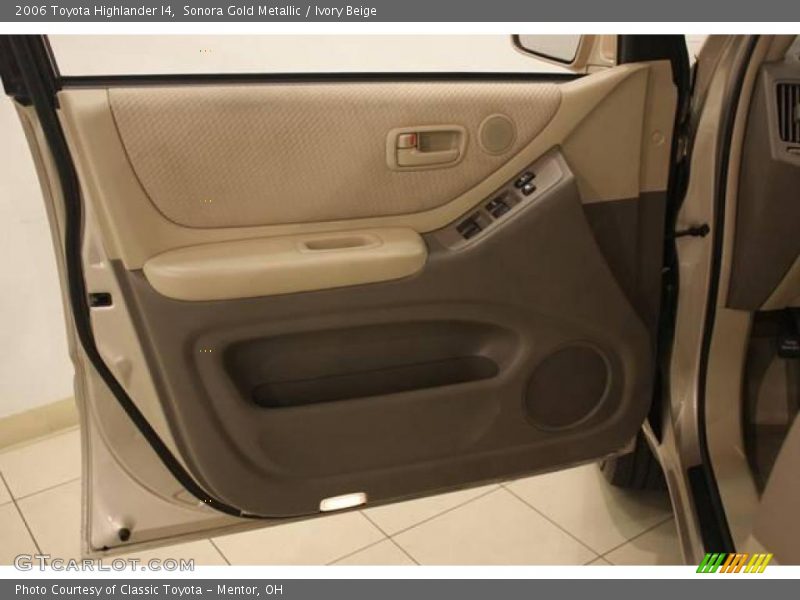 Sonora Gold Metallic / Ivory Beige 2006 Toyota Highlander I4