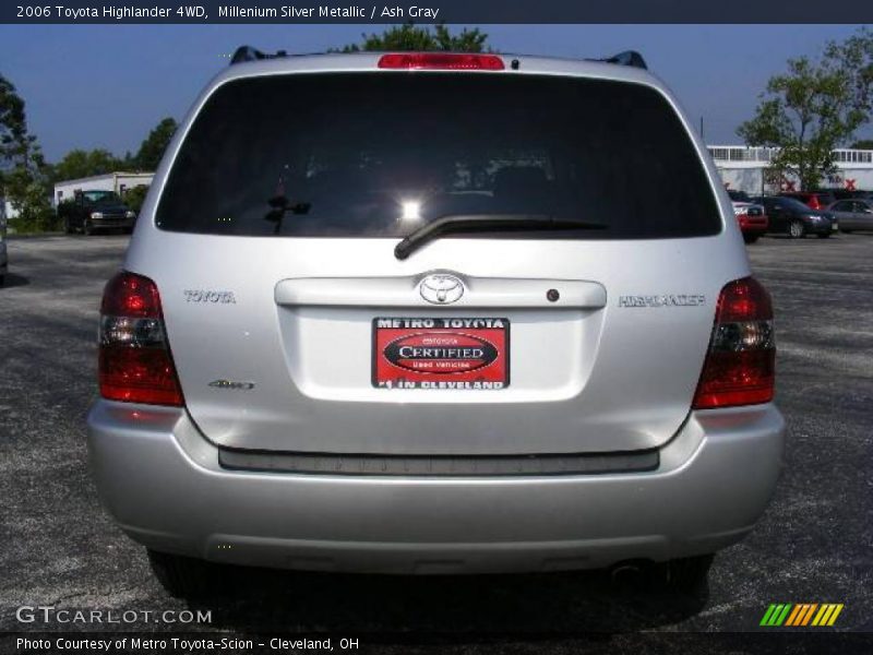 Millenium Silver Metallic / Ash Gray 2006 Toyota Highlander 4WD