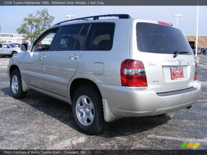 Millenium Silver Metallic / Ash Gray 2006 Toyota Highlander 4WD