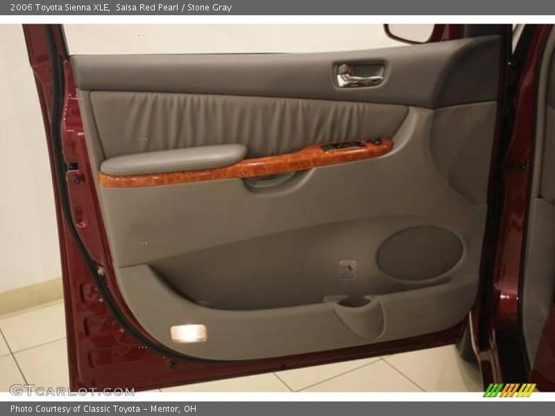 Salsa Red Pearl / Stone Gray 2006 Toyota Sienna XLE