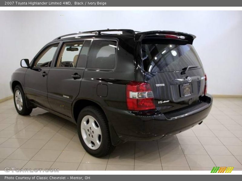 Black / Ivory Beige 2007 Toyota Highlander Limited 4WD