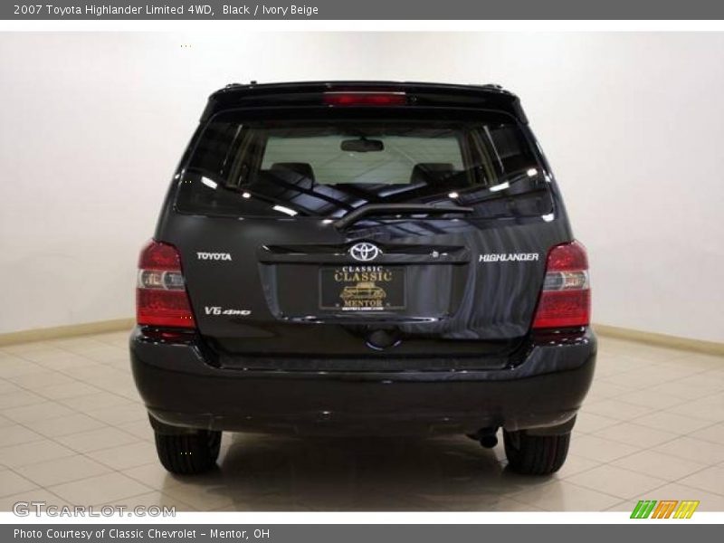 Black / Ivory Beige 2007 Toyota Highlander Limited 4WD