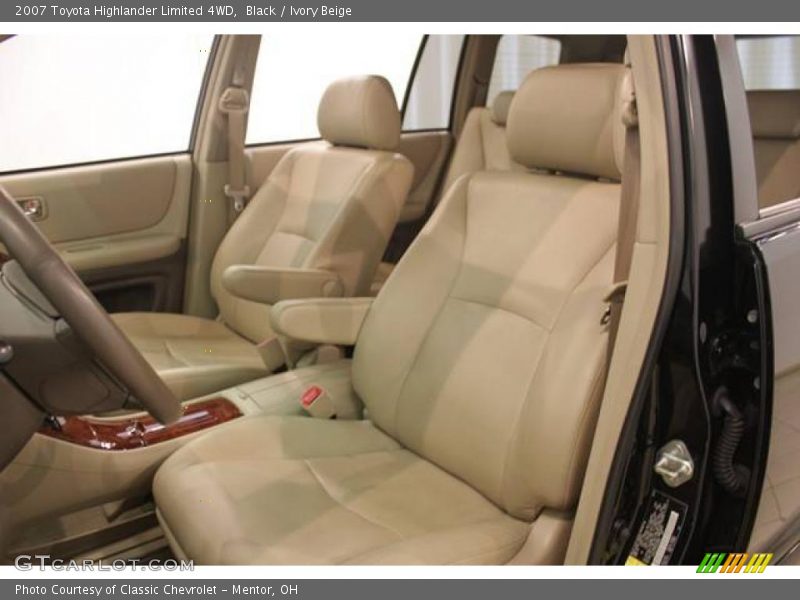 Black / Ivory Beige 2007 Toyota Highlander Limited 4WD