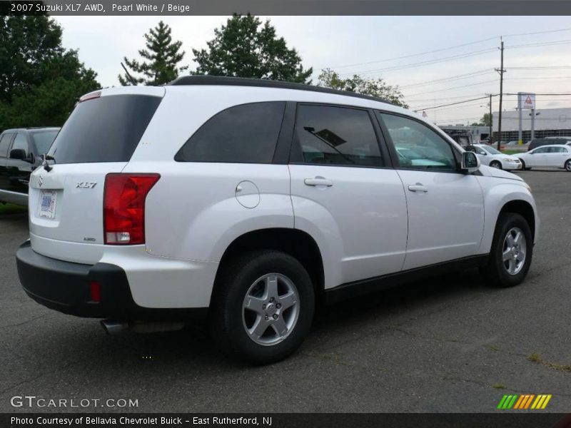Pearl White / Beige 2007 Suzuki XL7 AWD