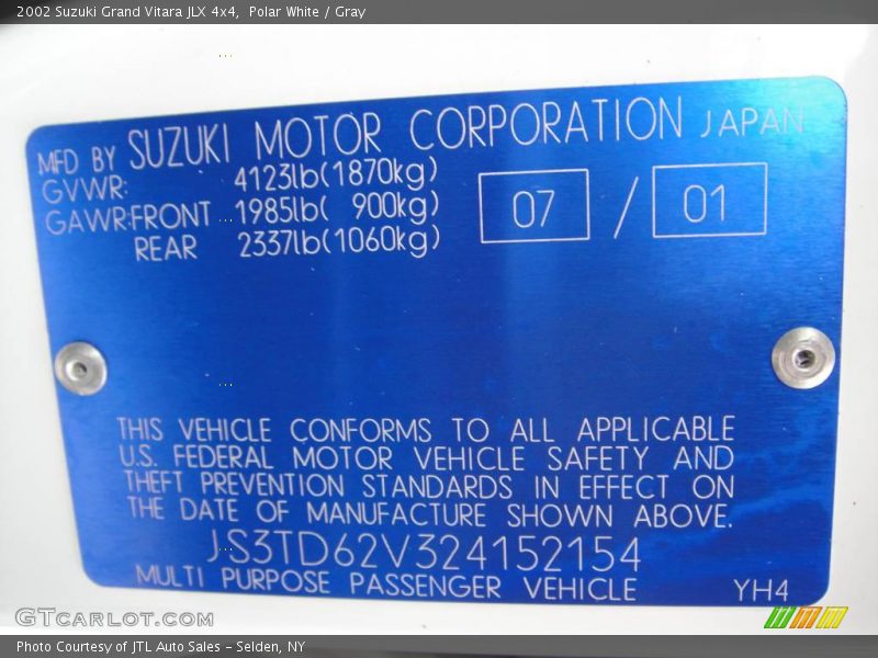 Polar White / Gray 2002 Suzuki Grand Vitara JLX 4x4