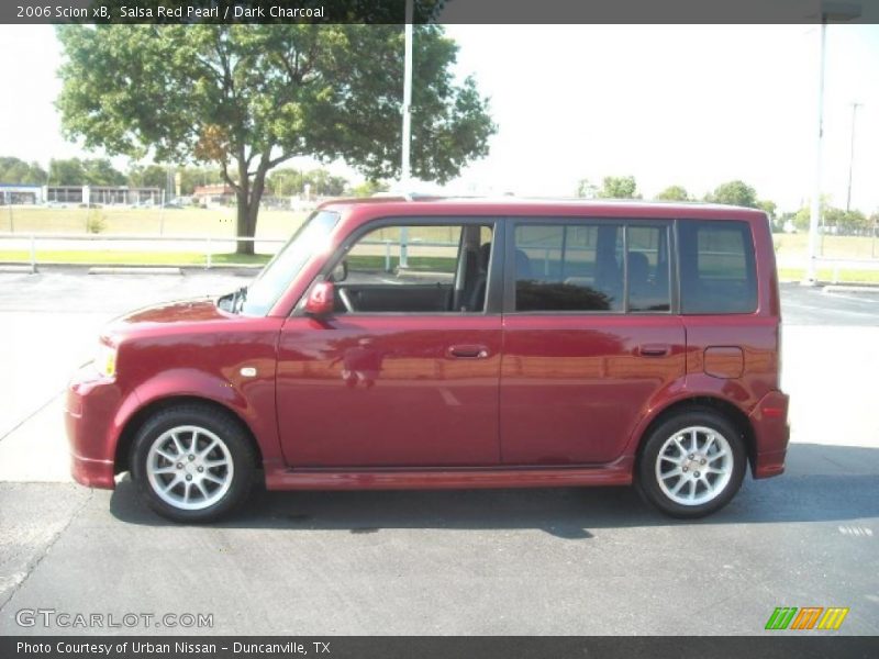 Salsa Red Pearl / Dark Charcoal 2006 Scion xB