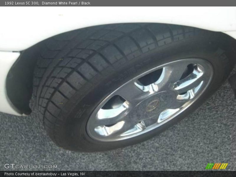 Diamond White Pearl / Black 1992 Lexus SC 300