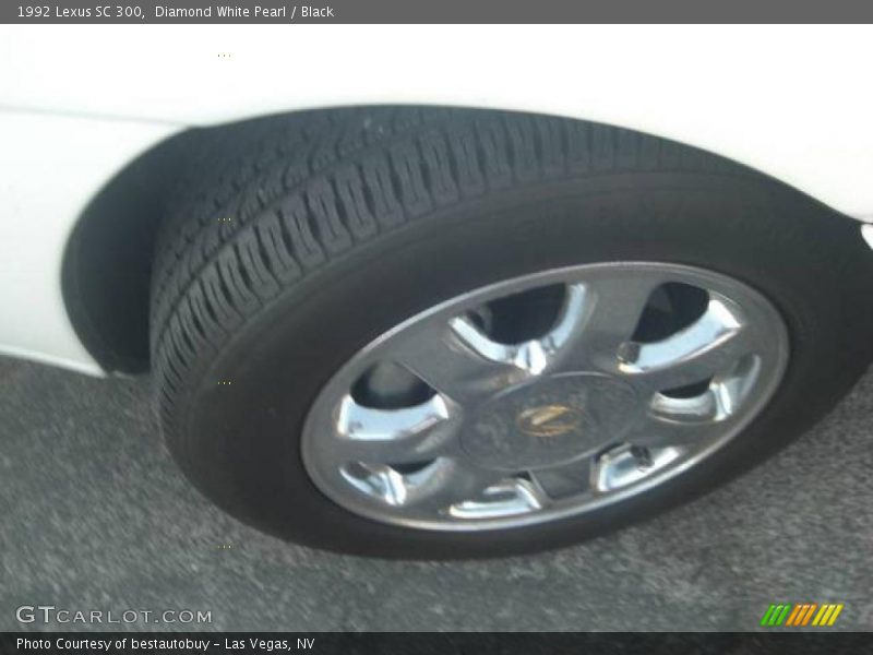 Diamond White Pearl / Black 1992 Lexus SC 300