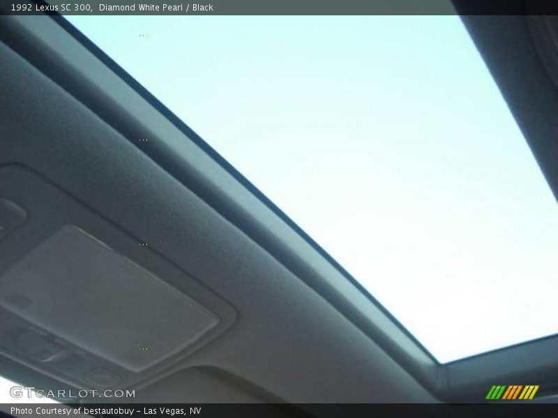 Diamond White Pearl / Black 1992 Lexus SC 300