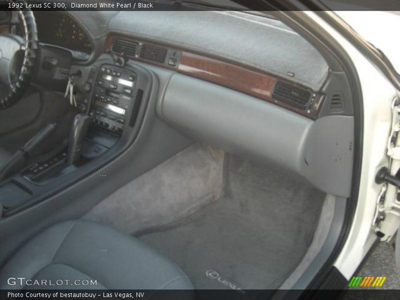 Diamond White Pearl / Black 1992 Lexus SC 300