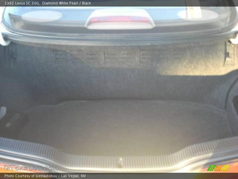 Diamond White Pearl / Black 1992 Lexus SC 300