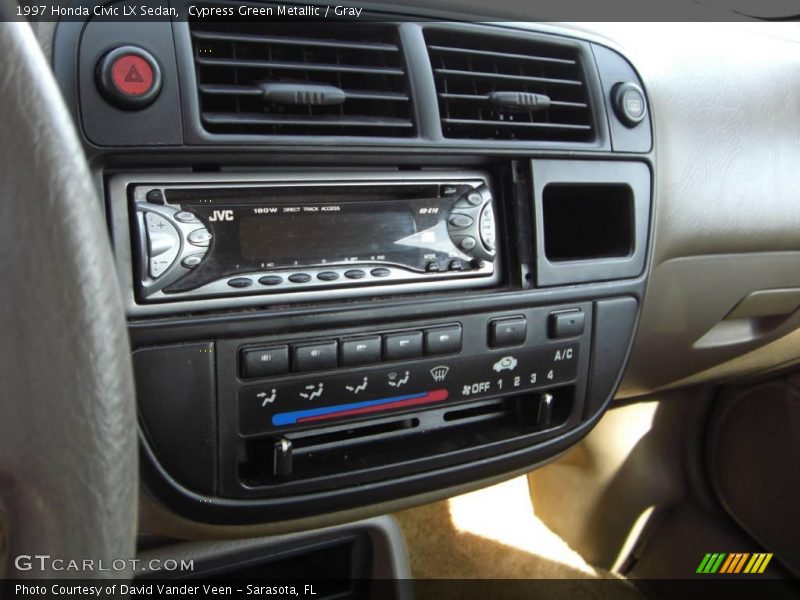 Cypress Green Metallic / Gray 1997 Honda Civic LX Sedan