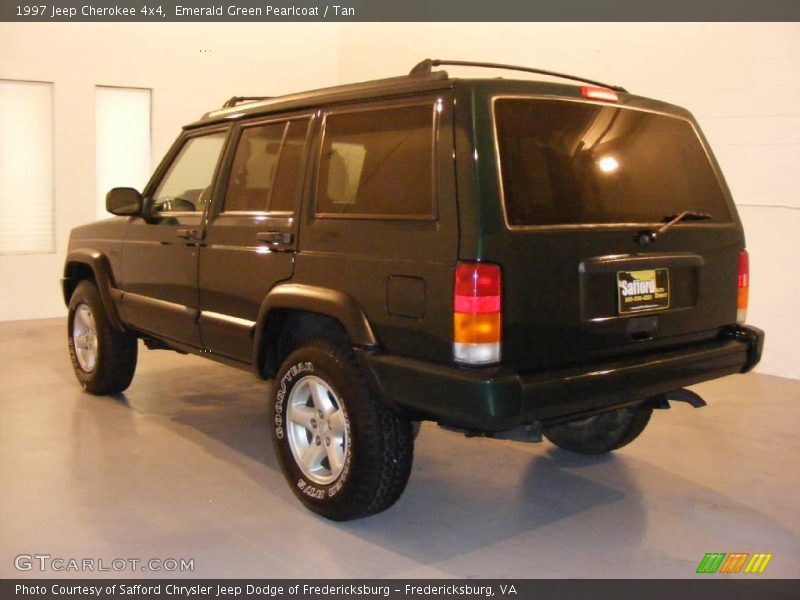 Emerald Green Pearlcoat / Tan 1997 Jeep Cherokee 4x4