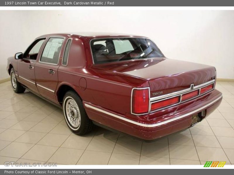 Dark Cardovan Metallic / Red 1997 Lincoln Town Car Executive
