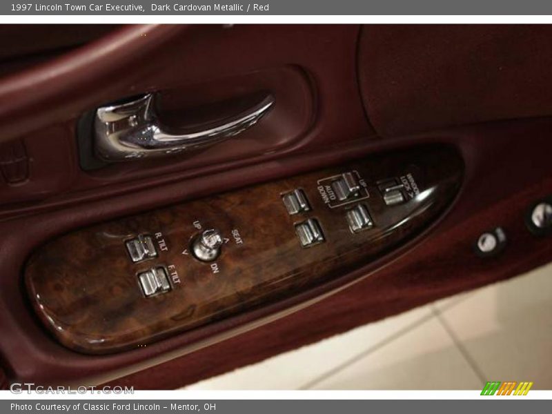Dark Cardovan Metallic / Red 1997 Lincoln Town Car Executive