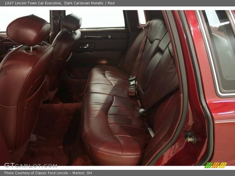 Dark Cardovan Metallic / Red 1997 Lincoln Town Car Executive