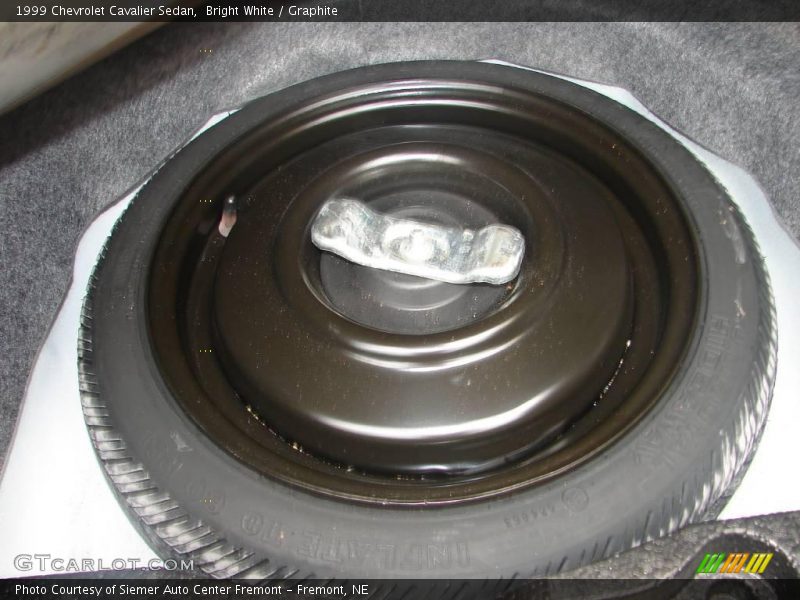 Bright White / Graphite 1999 Chevrolet Cavalier Sedan