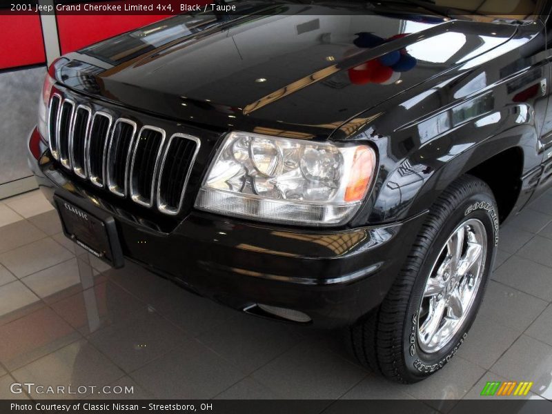 Black / Taupe 2001 Jeep Grand Cherokee Limited 4x4