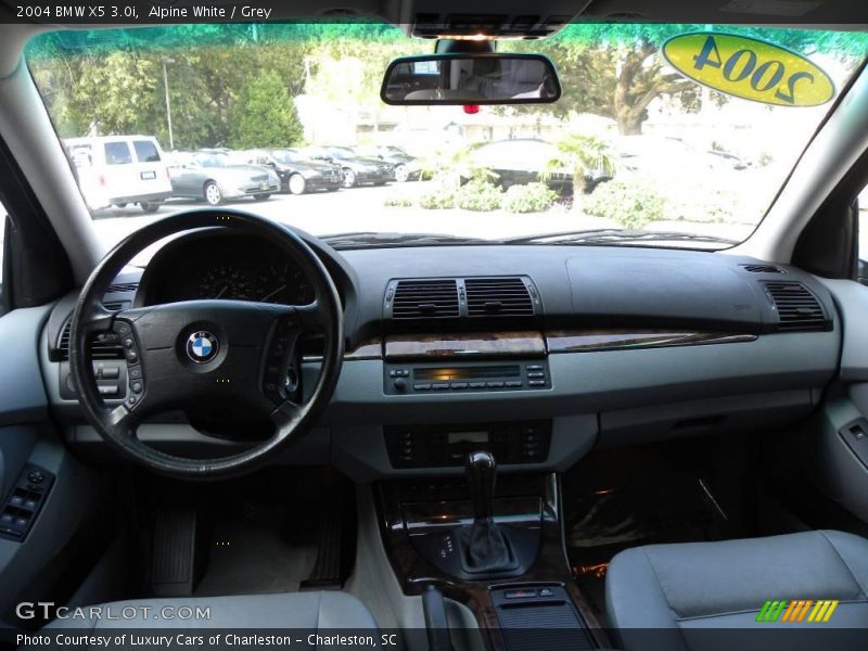 Alpine White / Grey 2004 BMW X5 3.0i