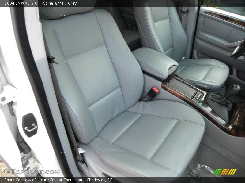 Alpine White / Grey 2004 BMW X5 3.0i