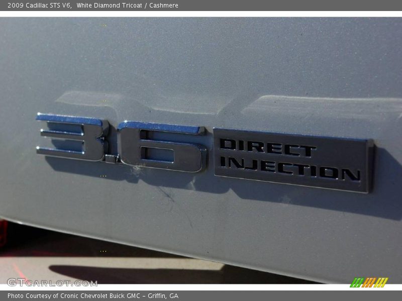 White Diamond Tricoat / Cashmere 2009 Cadillac STS V6