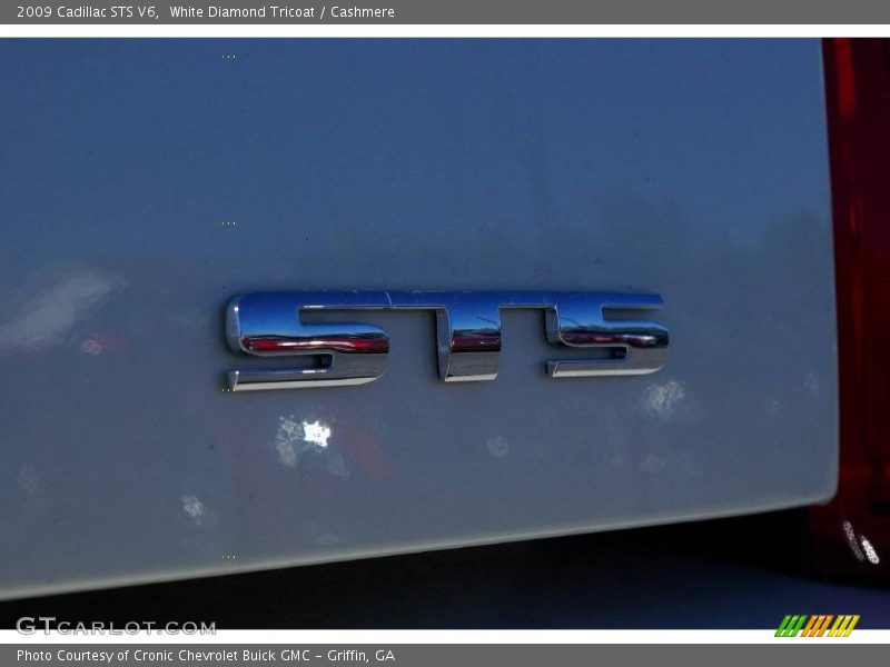White Diamond Tricoat / Cashmere 2009 Cadillac STS V6
