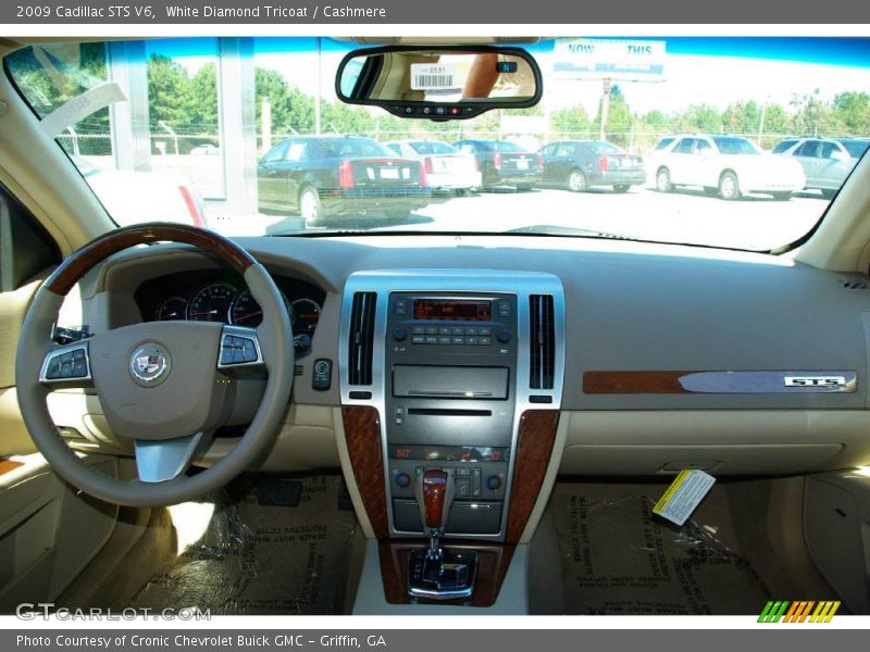 White Diamond Tricoat / Cashmere 2009 Cadillac STS V6