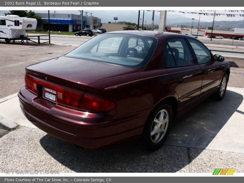 Bordeaux Red Pearl / Graphite 2001 Buick Regal LS