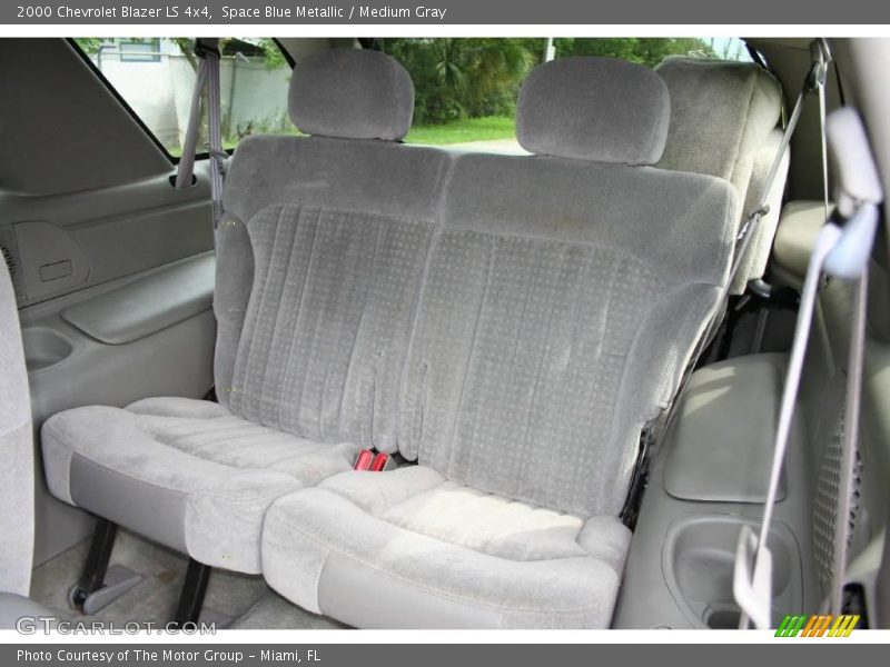Space Blue Metallic / Medium Gray 2000 Chevrolet Blazer LS 4x4