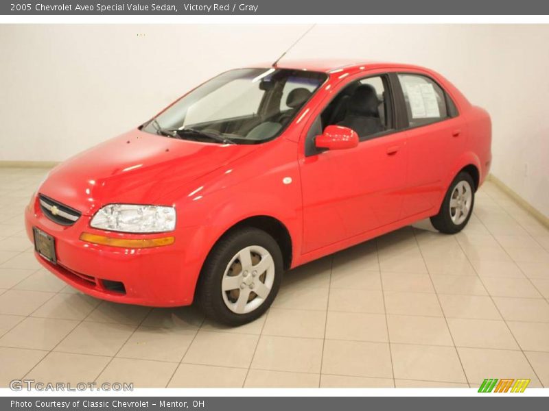 Victory Red / Gray 2005 Chevrolet Aveo Special Value Sedan