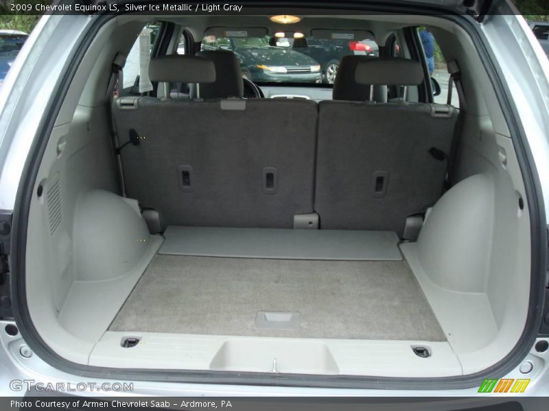 Silver Ice Metallic / Light Gray 2009 Chevrolet Equinox LS