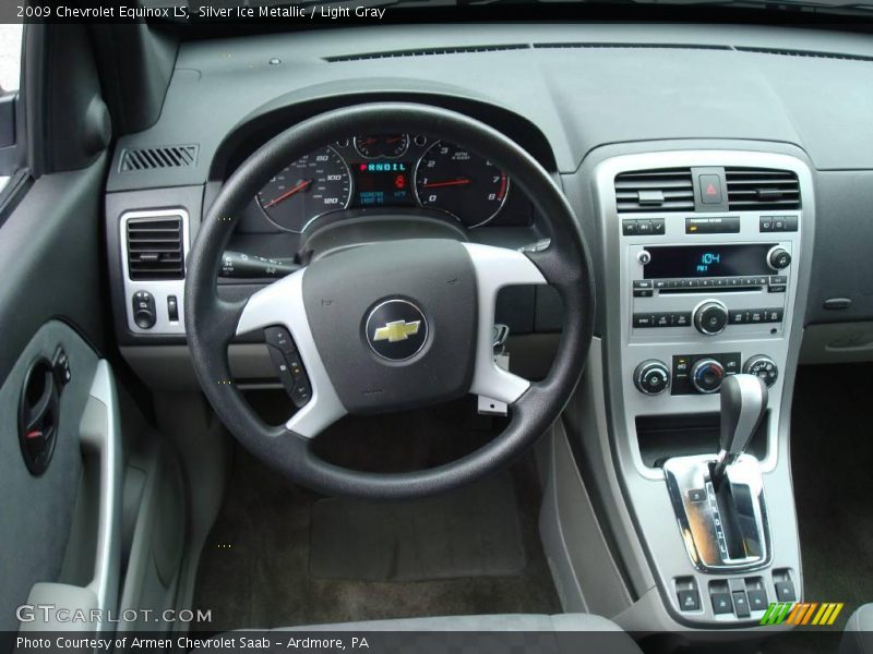 Silver Ice Metallic / Light Gray 2009 Chevrolet Equinox LS