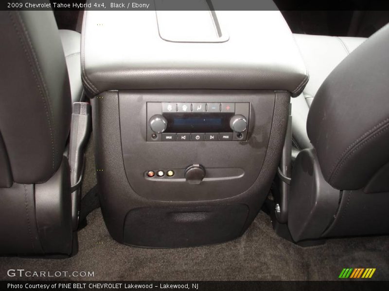 Black / Ebony 2009 Chevrolet Tahoe Hybrid 4x4