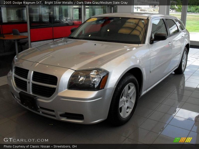 Bright Silver Metallic / Dark Slate Gray/Medium Slate Gray 2005 Dodge Magnum SXT