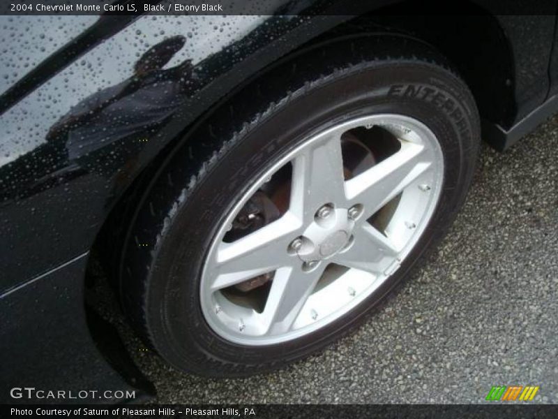 Black / Ebony Black 2004 Chevrolet Monte Carlo LS