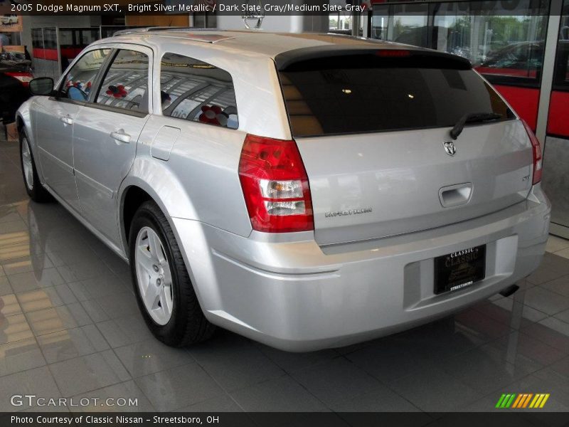 Bright Silver Metallic / Dark Slate Gray/Medium Slate Gray 2005 Dodge Magnum SXT