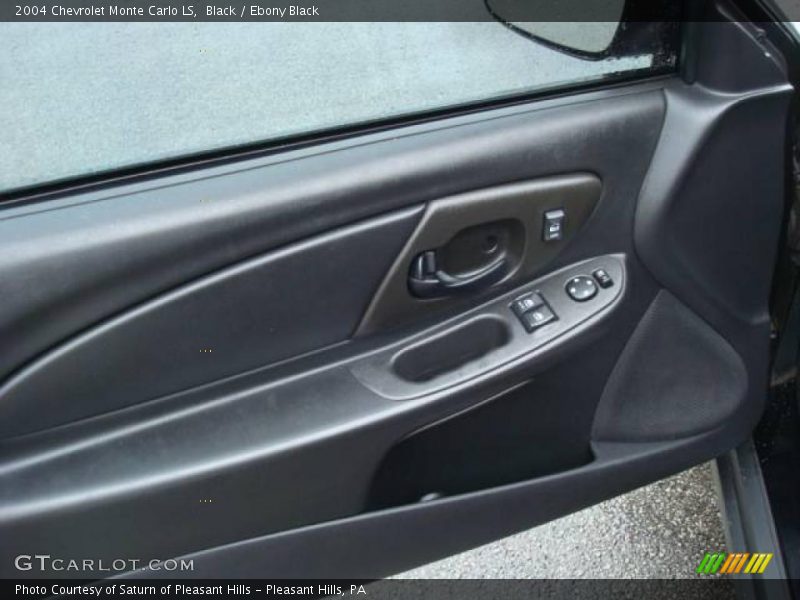 Black / Ebony Black 2004 Chevrolet Monte Carlo LS