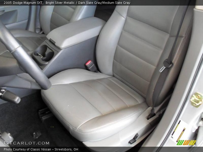 Bright Silver Metallic / Dark Slate Gray/Medium Slate Gray 2005 Dodge Magnum SXT