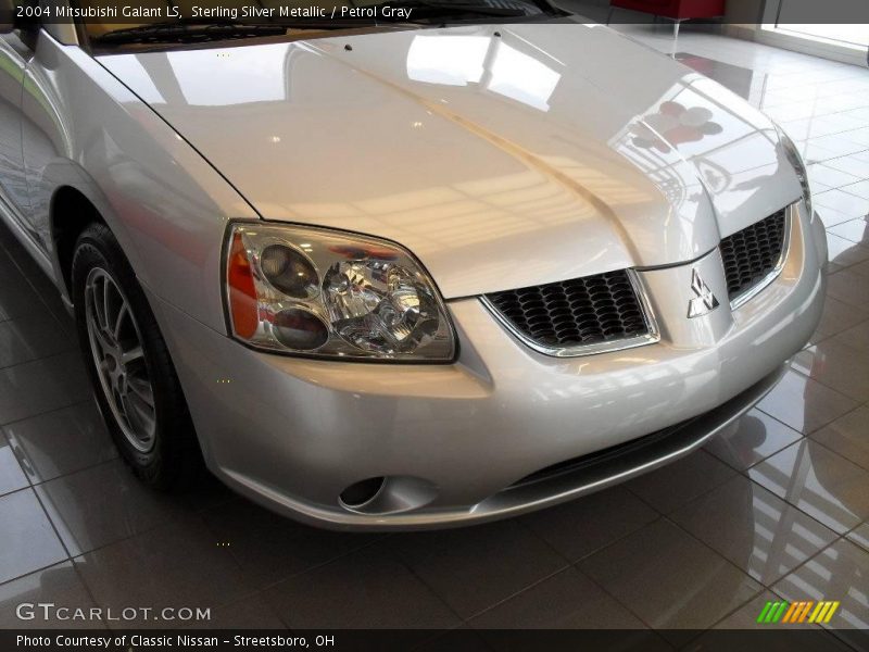 Sterling Silver Metallic / Petrol Gray 2004 Mitsubishi Galant LS