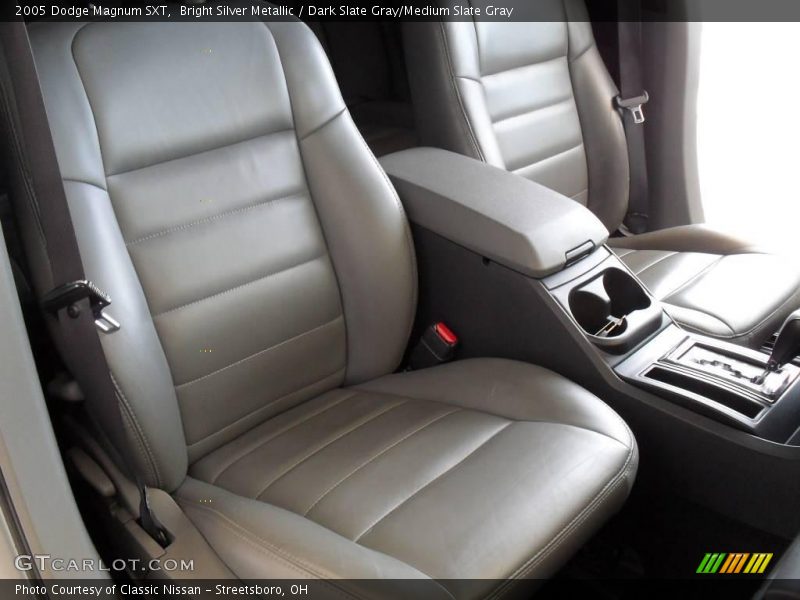Bright Silver Metallic / Dark Slate Gray/Medium Slate Gray 2005 Dodge Magnum SXT