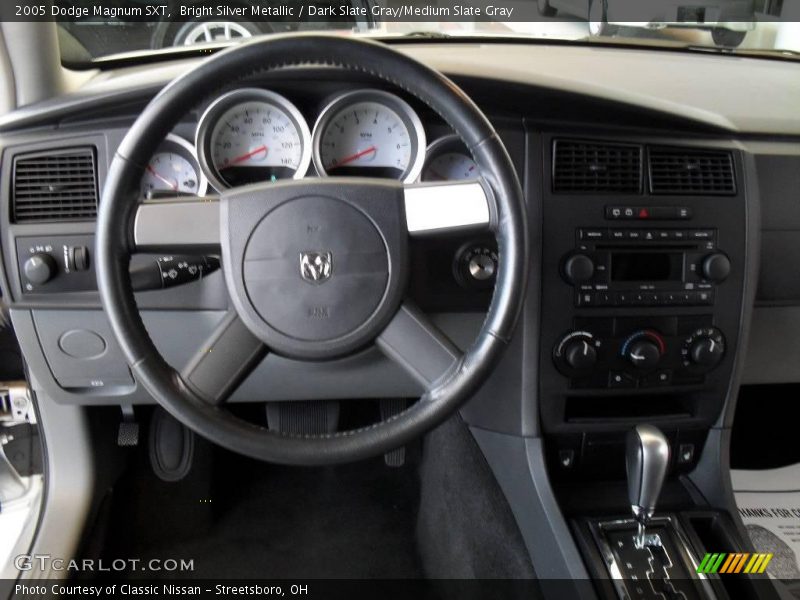 Bright Silver Metallic / Dark Slate Gray/Medium Slate Gray 2005 Dodge Magnum SXT