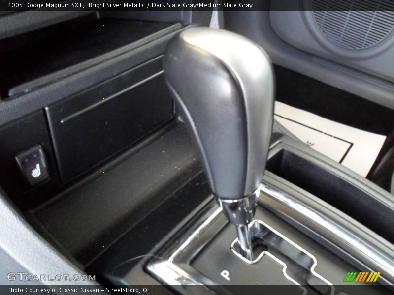 Bright Silver Metallic / Dark Slate Gray/Medium Slate Gray 2005 Dodge Magnum SXT