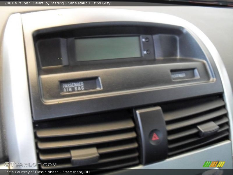 Sterling Silver Metallic / Petrol Gray 2004 Mitsubishi Galant LS