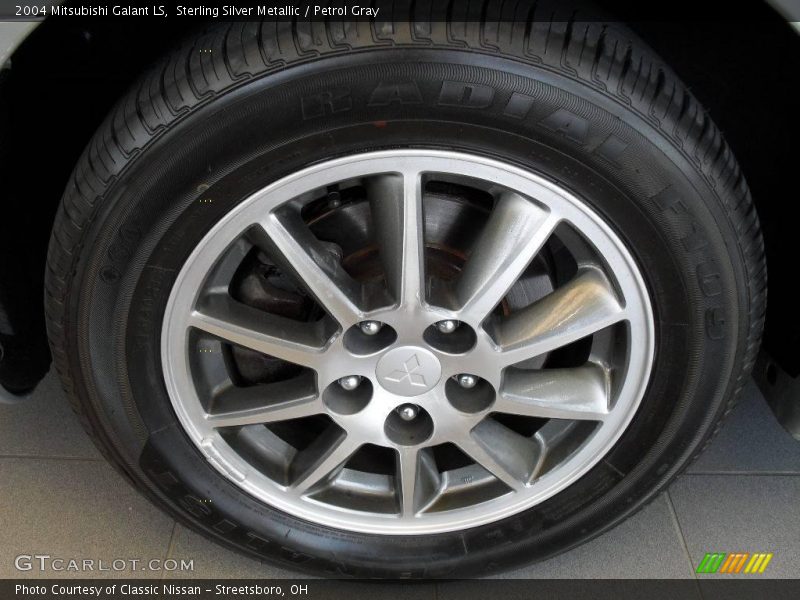 Sterling Silver Metallic / Petrol Gray 2004 Mitsubishi Galant LS