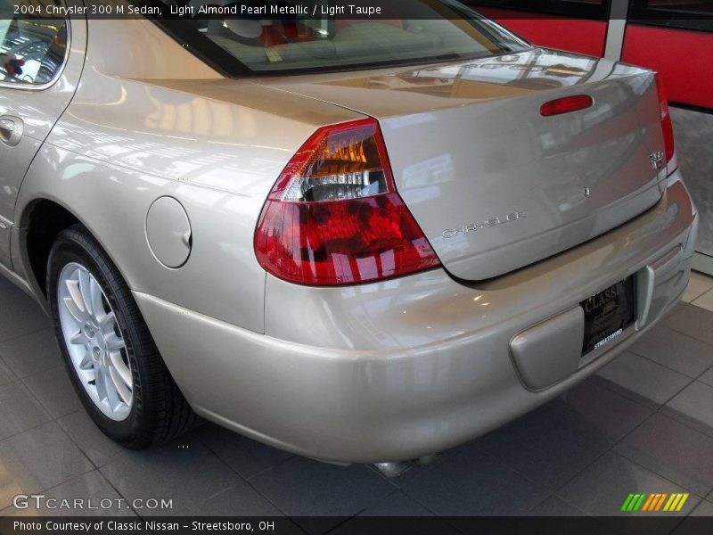 Light Almond Pearl Metallic / Light Taupe 2004 Chrysler 300 M Sedan