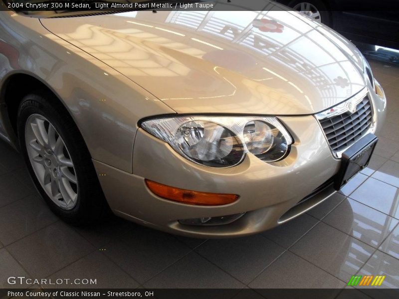 Light Almond Pearl Metallic / Light Taupe 2004 Chrysler 300 M Sedan