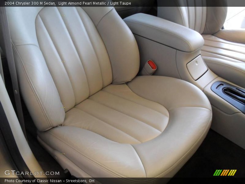 Light Almond Pearl Metallic / Light Taupe 2004 Chrysler 300 M Sedan