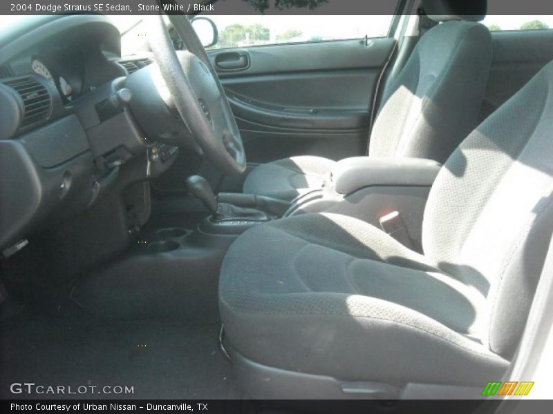 Stone White / Black 2004 Dodge Stratus SE Sedan