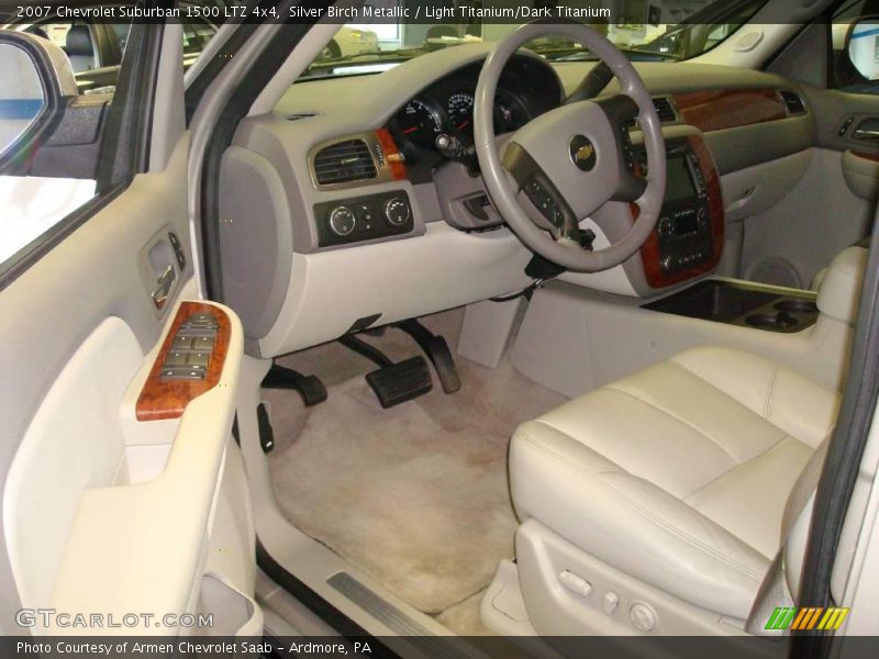 Silver Birch Metallic / Light Titanium/Dark Titanium 2007 Chevrolet Suburban 1500 LTZ 4x4